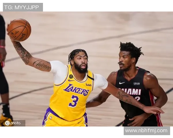 2020年10月3日热火与湖人精彩对决在线直播回顾与分析